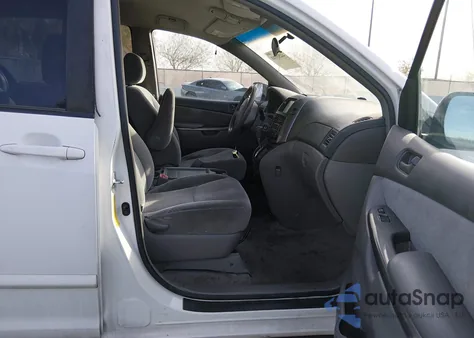 2006 Toyota Sienna Ce from USA, damaged, VIN 5TDZA23CX6S546977